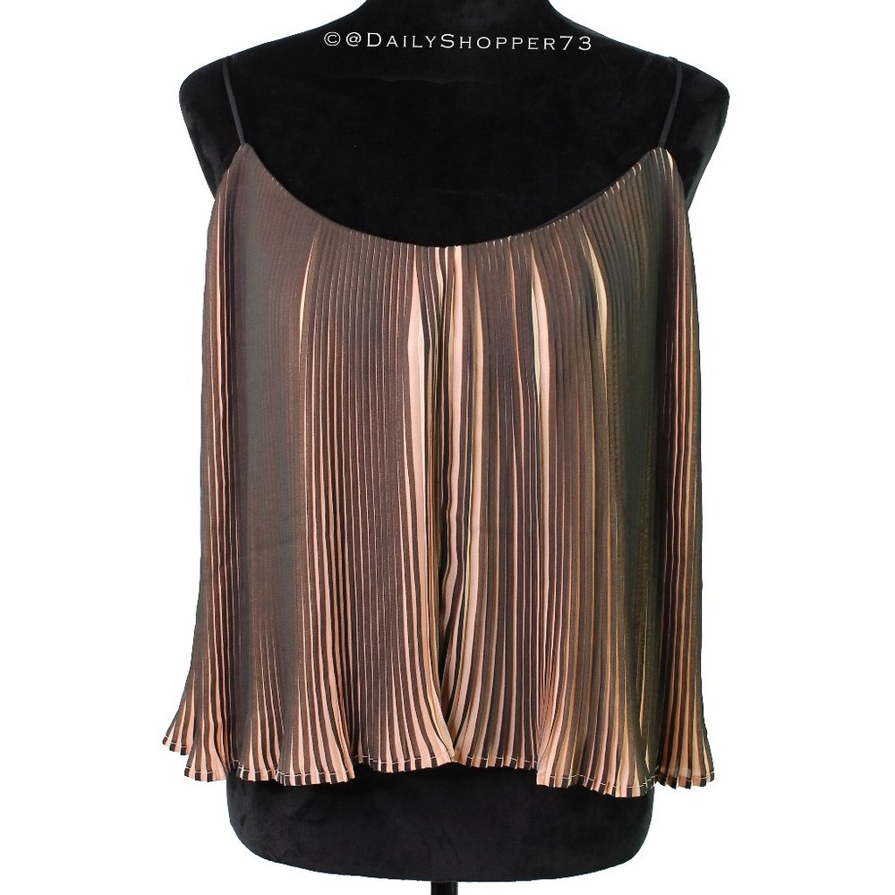 NEW Women's Kendall + Kylie Pleated Cropped Camisole